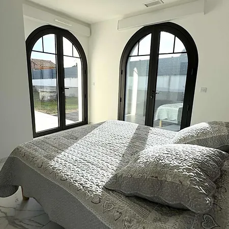 12 Pers Avec Piscine Chauffée Et Vue Exceptionnelle, Première Ligne Bassin D'arcachon - Fr-1-736-32