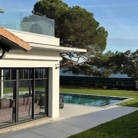 12 Pers Avec Piscine Chauffee Et Vue Exceptionnelle, Premiere Ligne Bassin D'arcachon - Fr-1-736-32 *