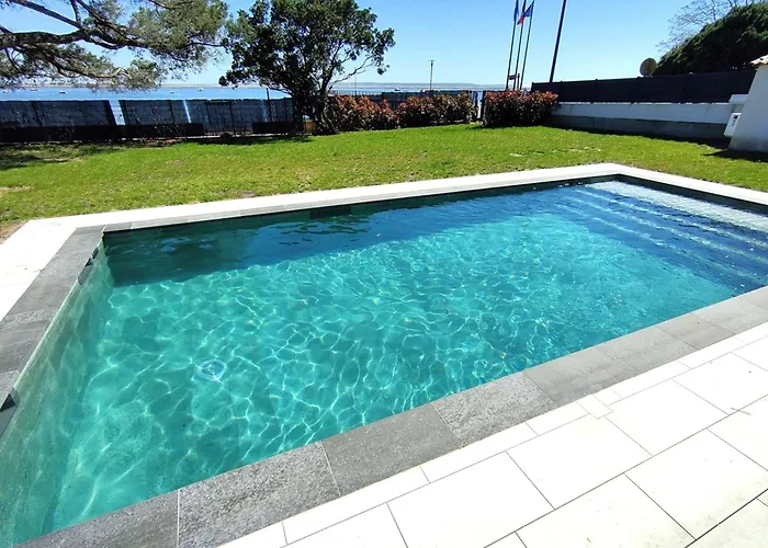12 Pers Avec Piscine Chauffée Et Vue Exceptionnelle, Première Ligne Bassin D'arcachon - Fr-1-736-32